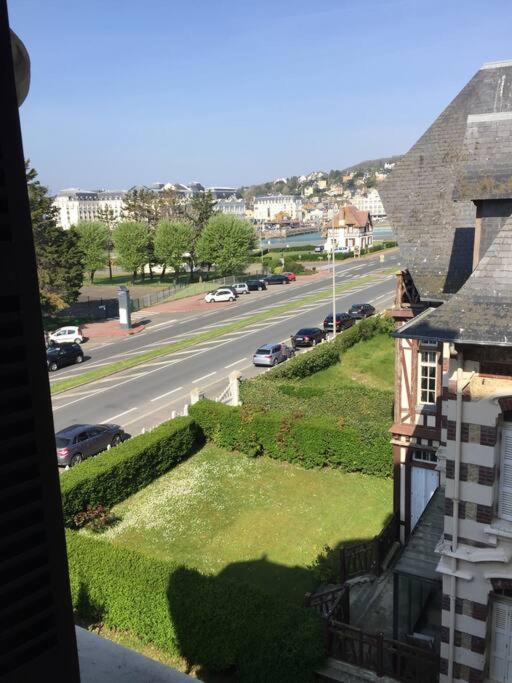 Les Embruns - Plein Ciel - Appartement 3Eme Etage Deauville Esterno foto